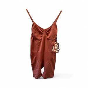 YITTY Active Women's Seamless Shapewear Spaghetti Strap Short Jumpsuit Rose Med